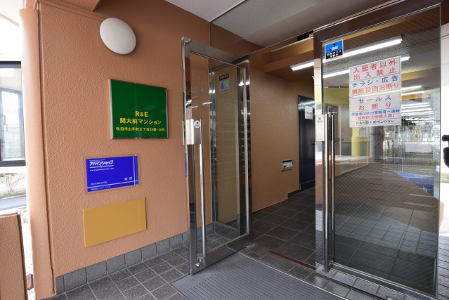 建物エントランス