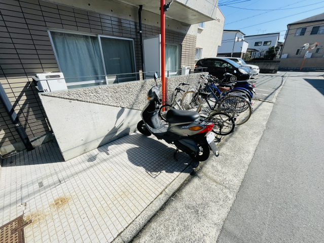 その他